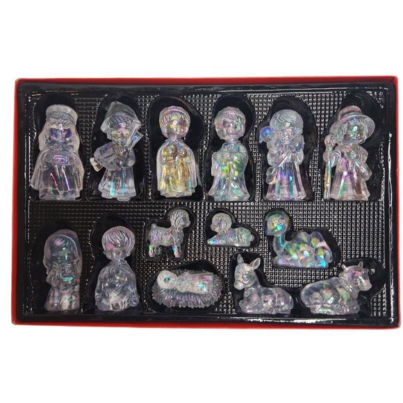 Vintage Silvestri Iridescent Hard Plastic Nativity Set 14 Pieces In Box